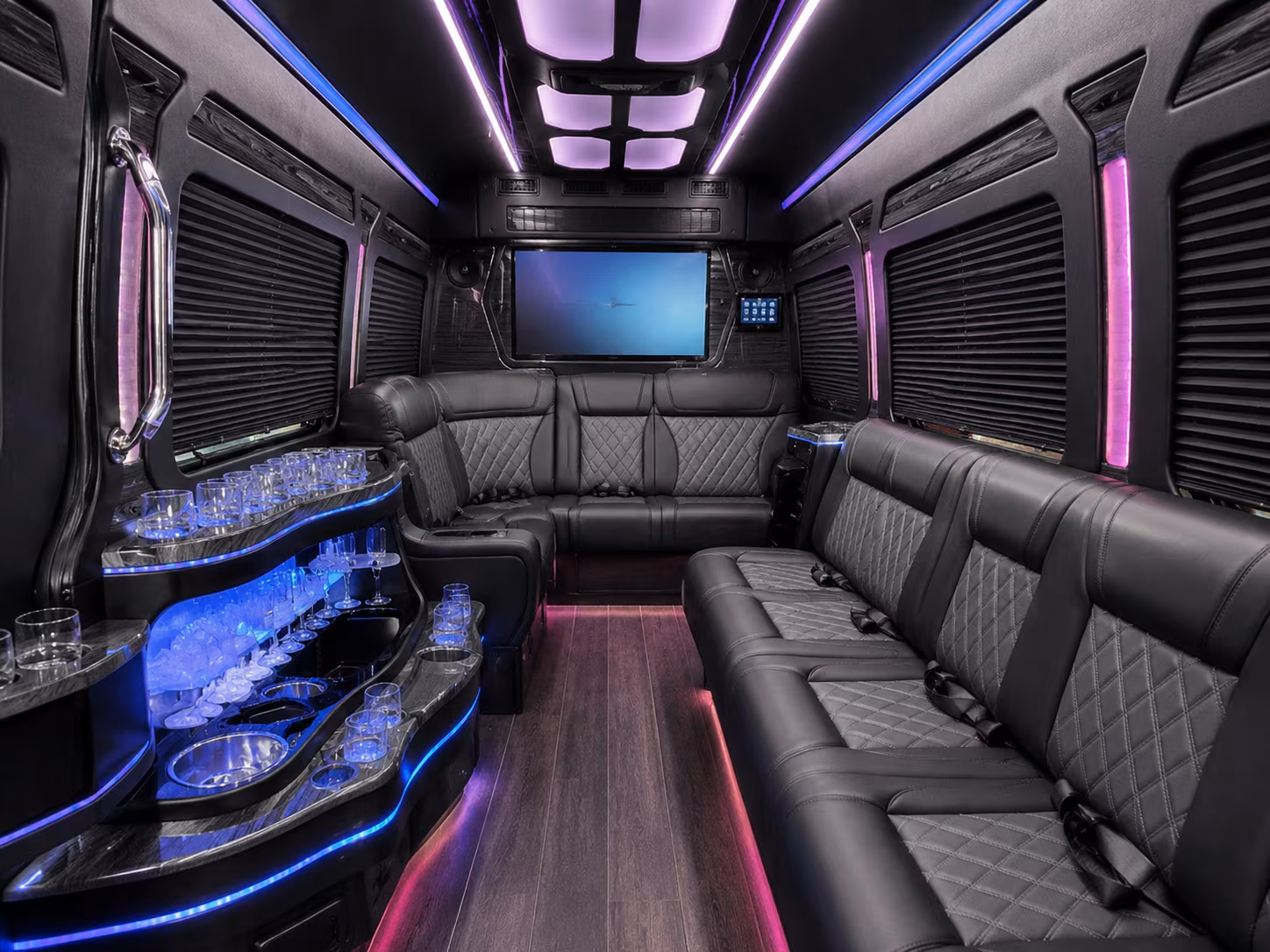 bus rentals for corporate recruiting and university partnership events