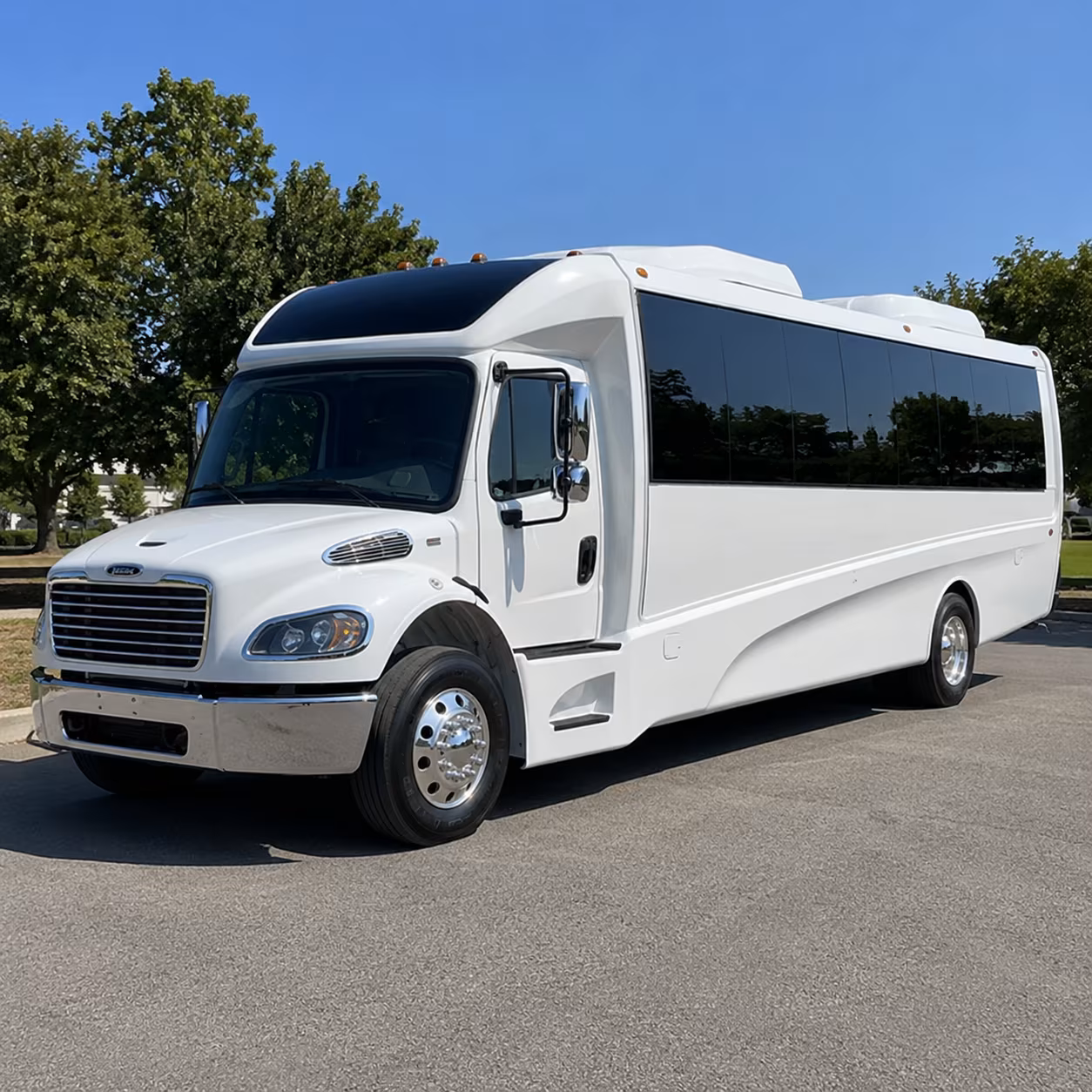 gainesville 30 passenger minibus