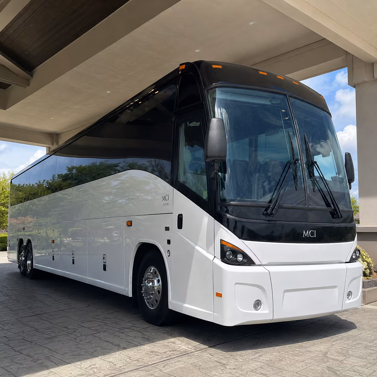 gainesville charter bus rentals for uf and uf health campus commuters