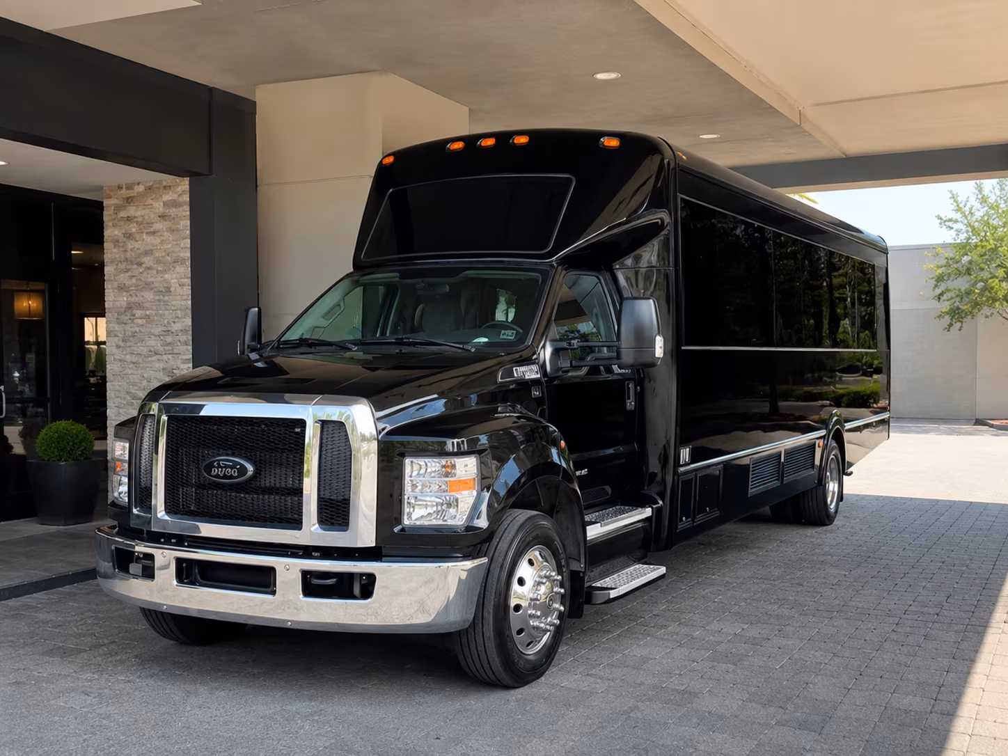 gainesville gators game day sporting event party bus rental