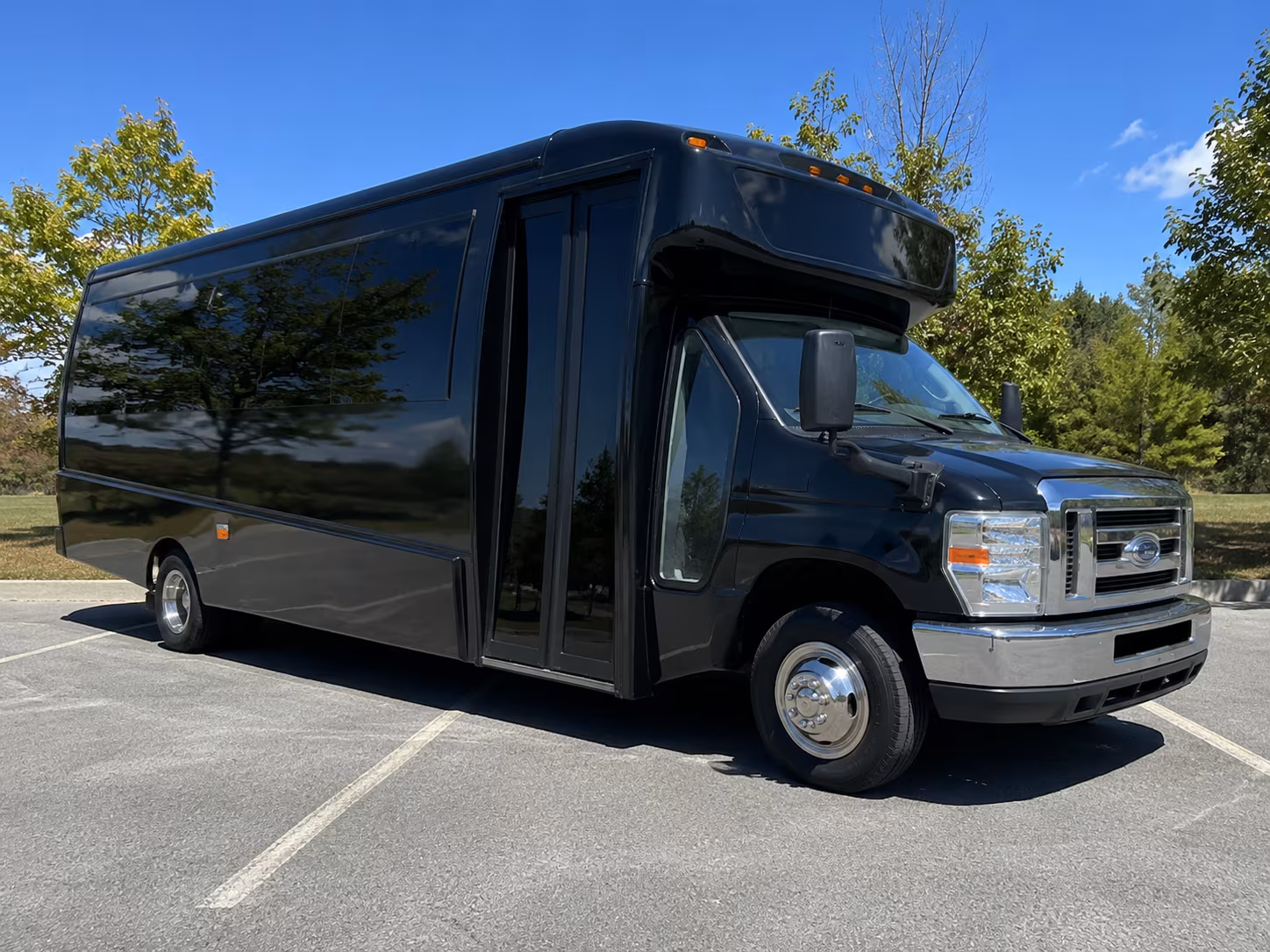 minibus rentals for gainesville prom dinner groups before the big night